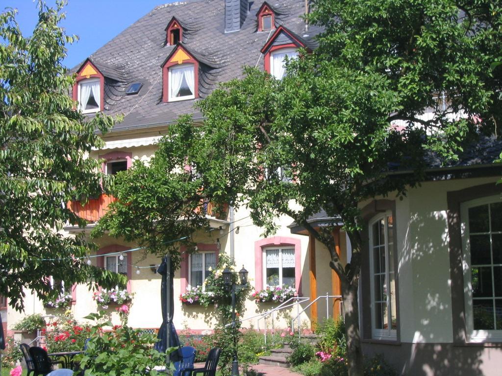 Hotel Weinhof Michael Morbach Zeltingen-Rachtig Exterior foto